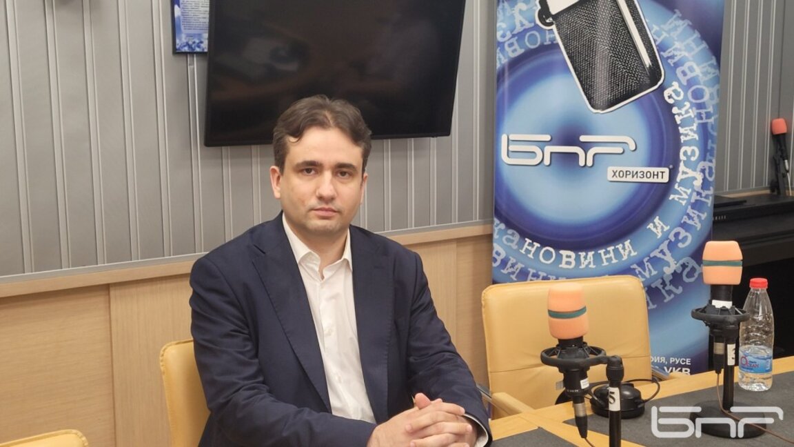 Божидар Божанов