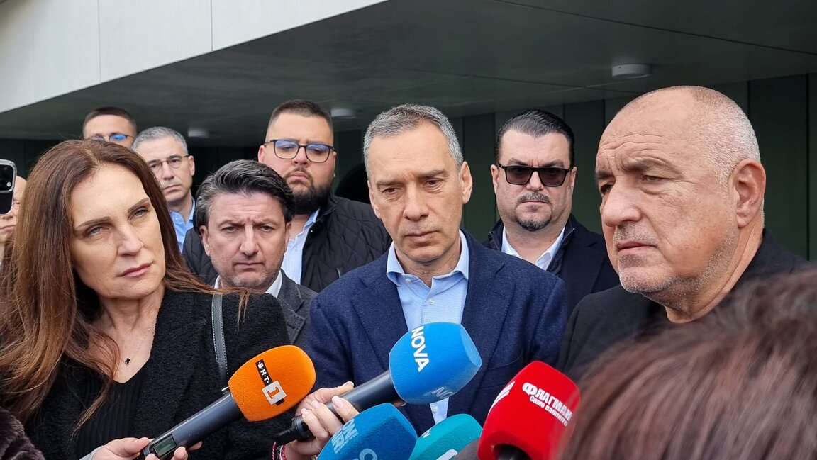 Кметът Димитър Николов ще води листата н...