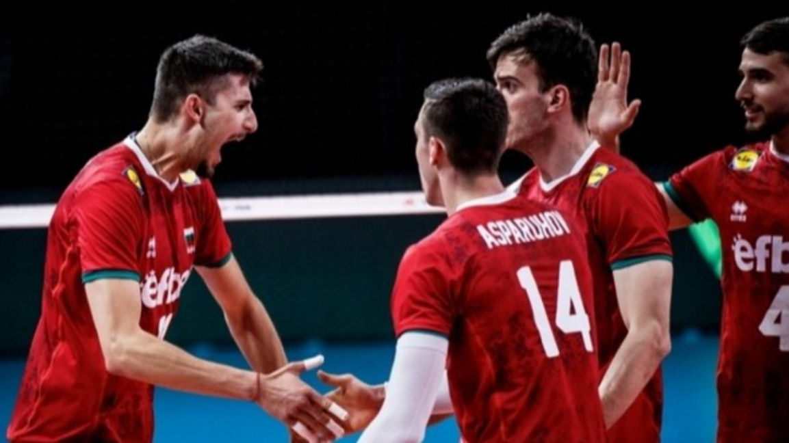 Алекс Грозданов (вляво) има вече 60 блока.