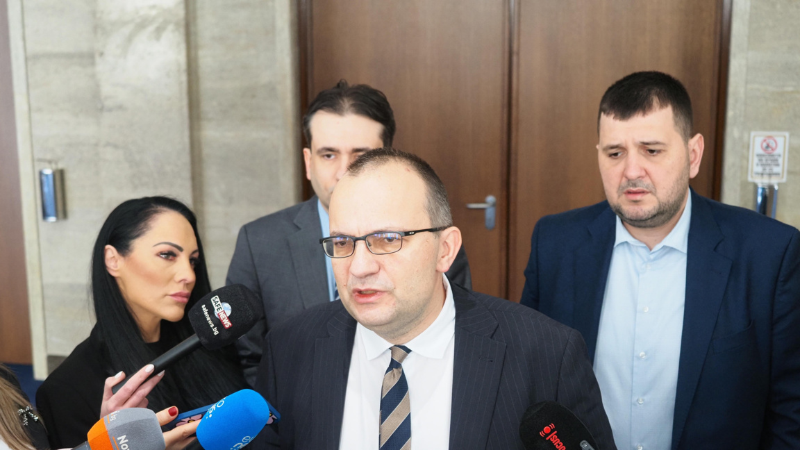 DB pregunta si hay especulación con los precios de los combustibles