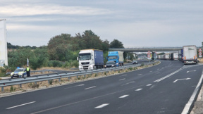 Trafic intens pentru camioanele care se îndreaptă spre Turcia