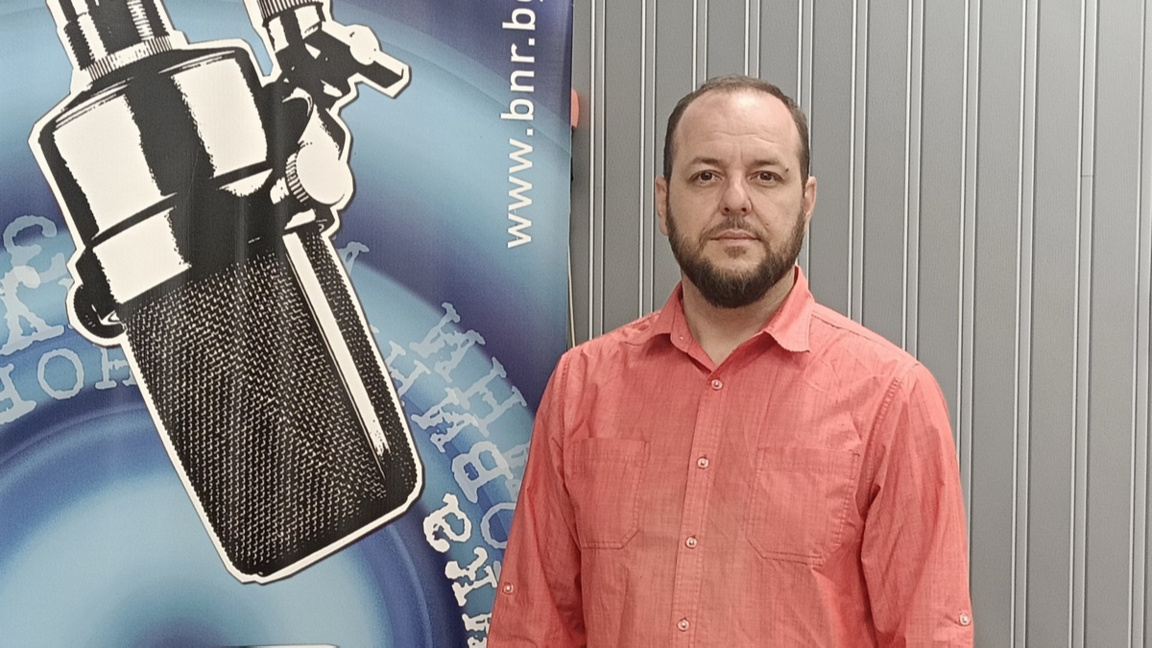 Борислав Сандов