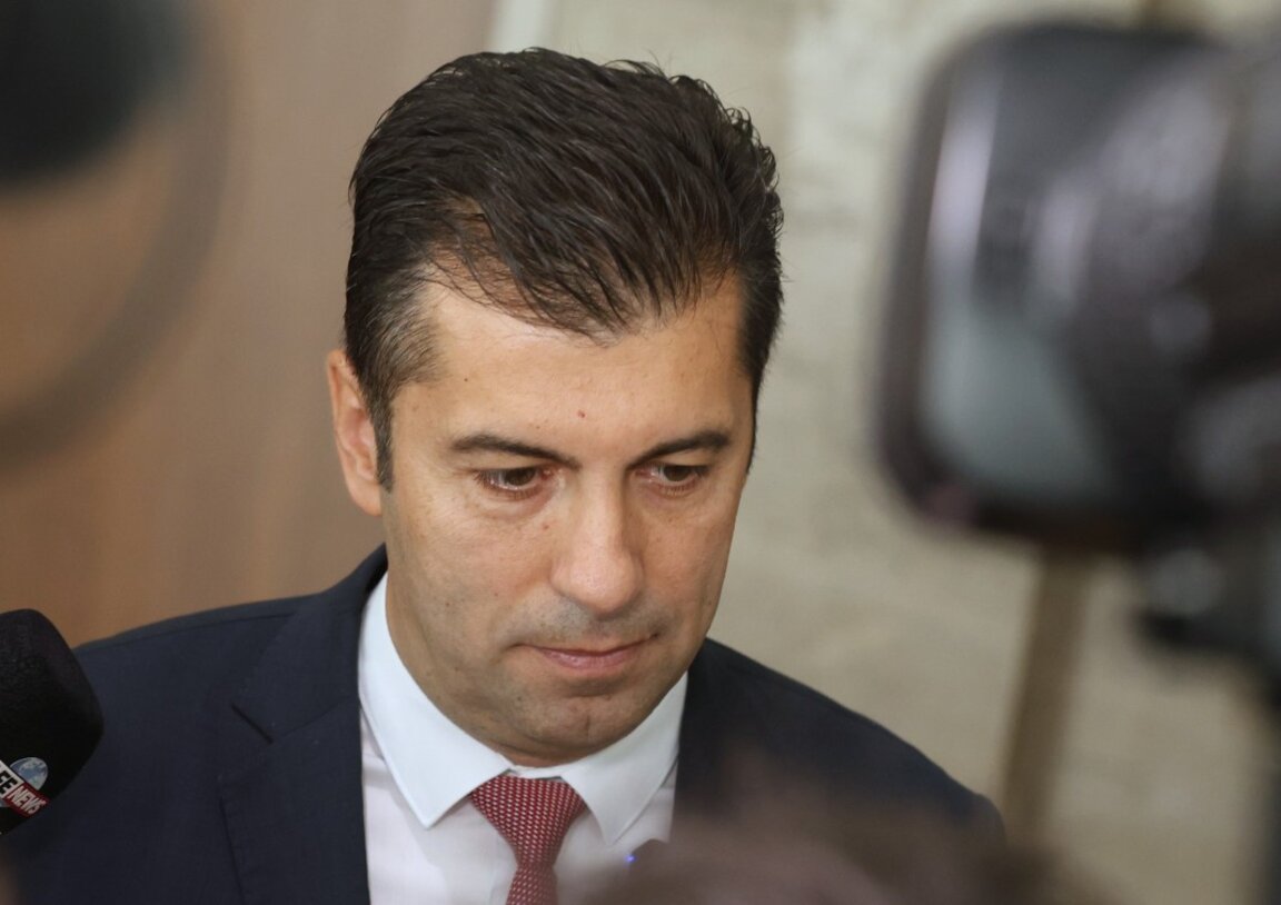 Кирил Петков