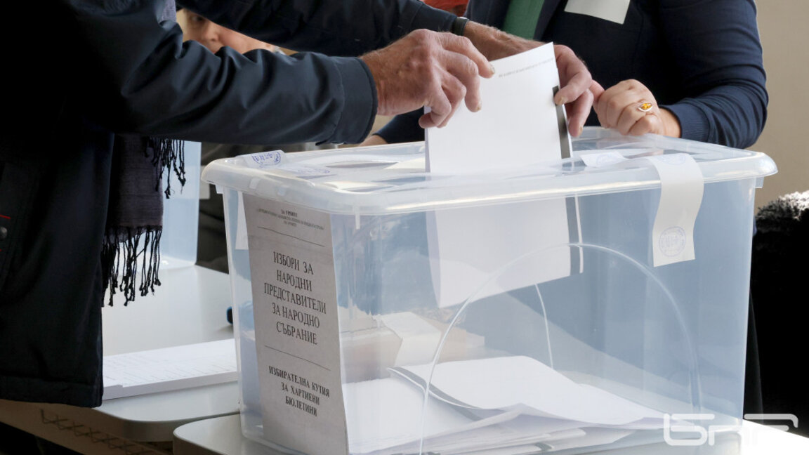 Как "Информационно обслужване" не успя да преизчисли резултатите от вота навреме