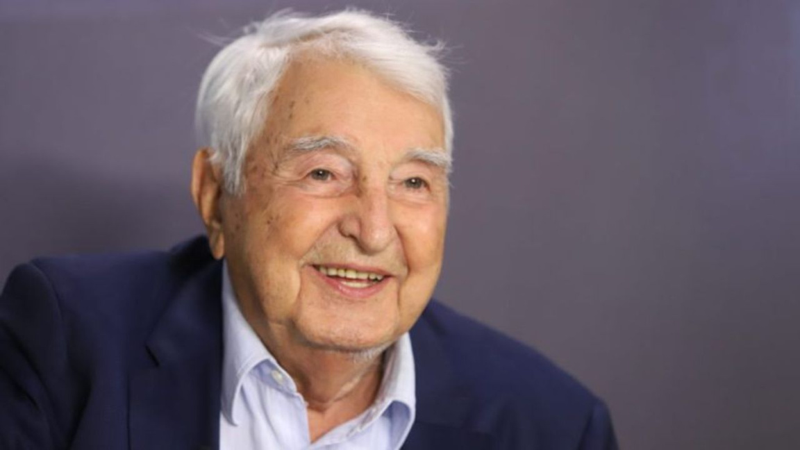 Prof. Minko Balkanski und seine jungen Nachfolger