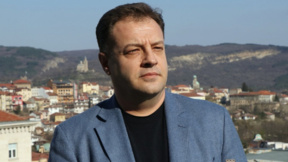Кметът Даниел Панов призова В. Търново да бъде вписано в Конституцията