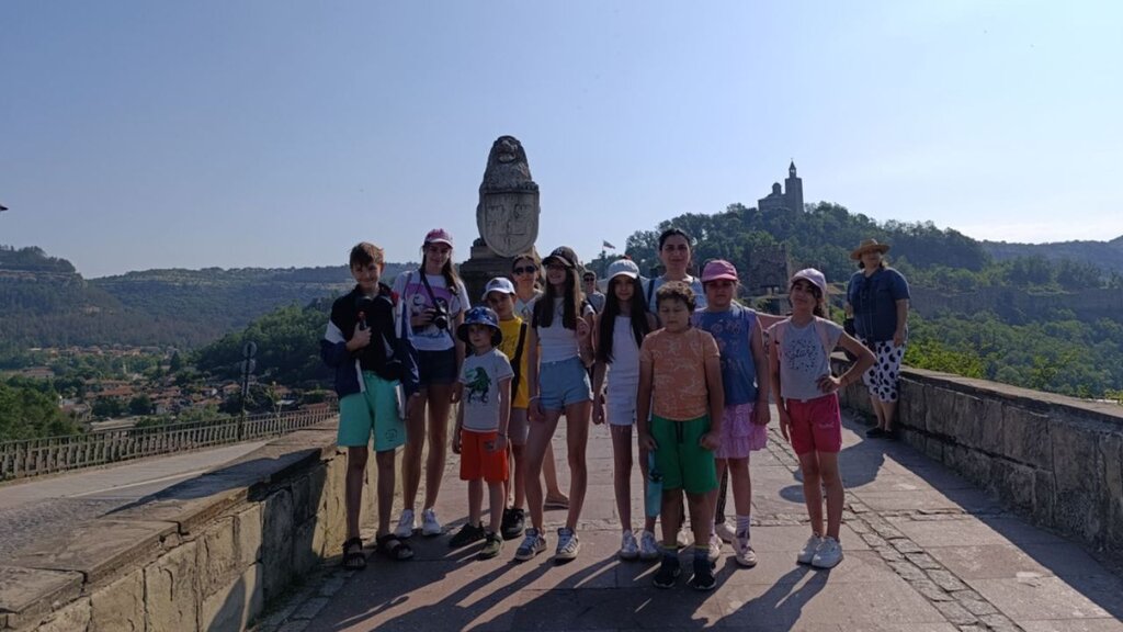 Lección sobre Bulgaria: cómo el conocimiento protege a niños búlgaros en Skopje