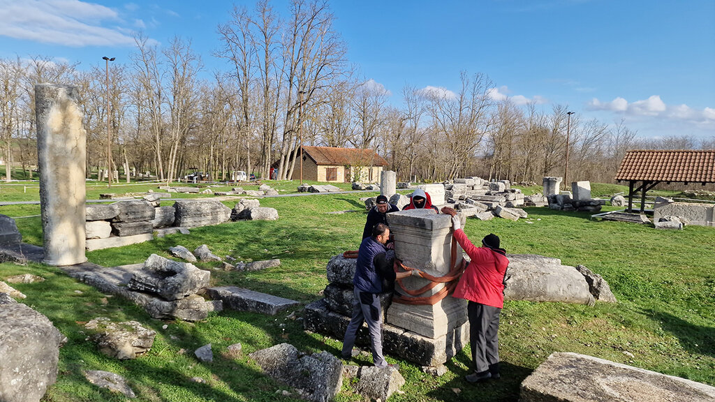 Archaeologists unearth ancient "mall" with 26 shops in Nicopolis ad Istrum