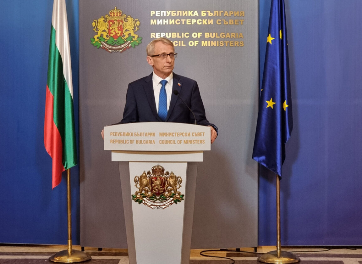 Николай Денков в МС.