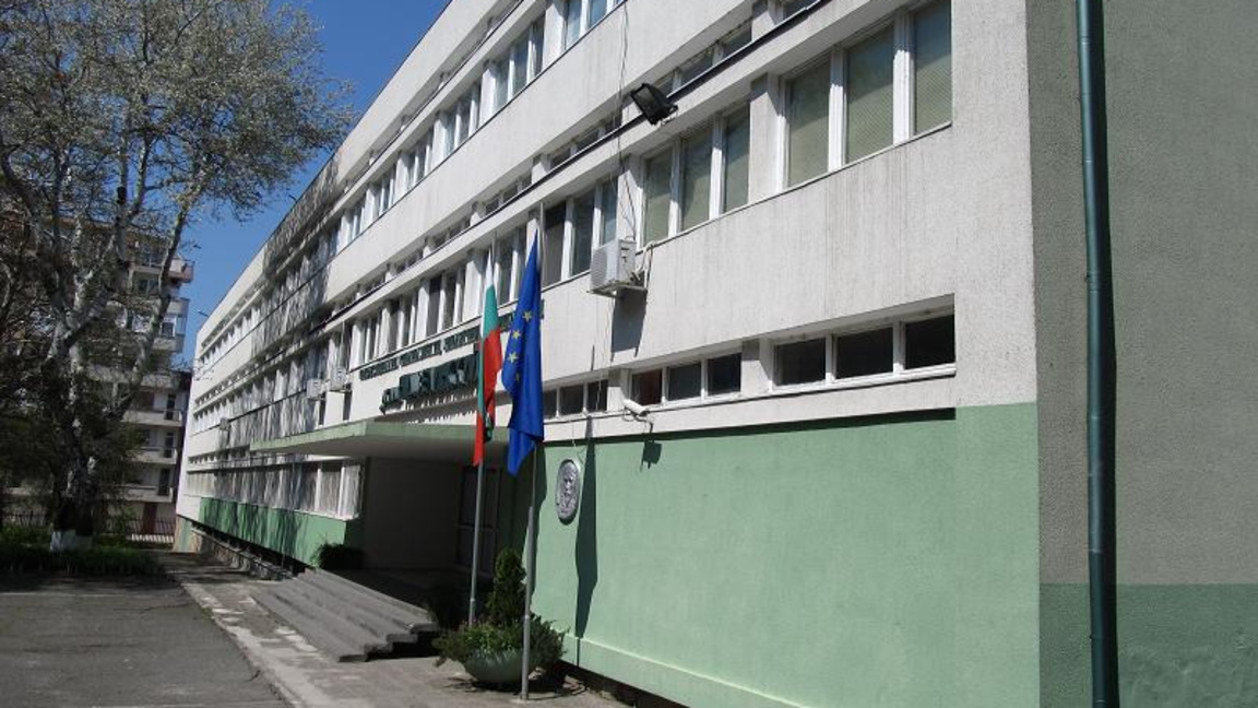 Гимназията по химични технологии в Бургас с дни на отворените врати