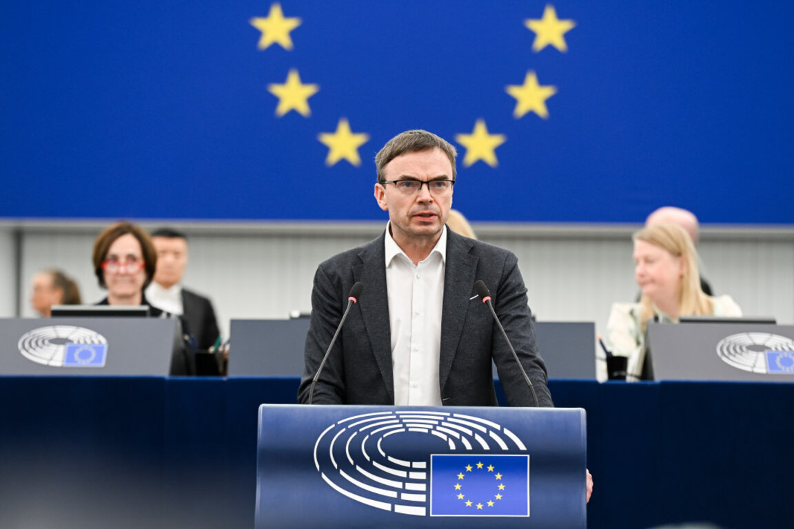 Свен Миксер