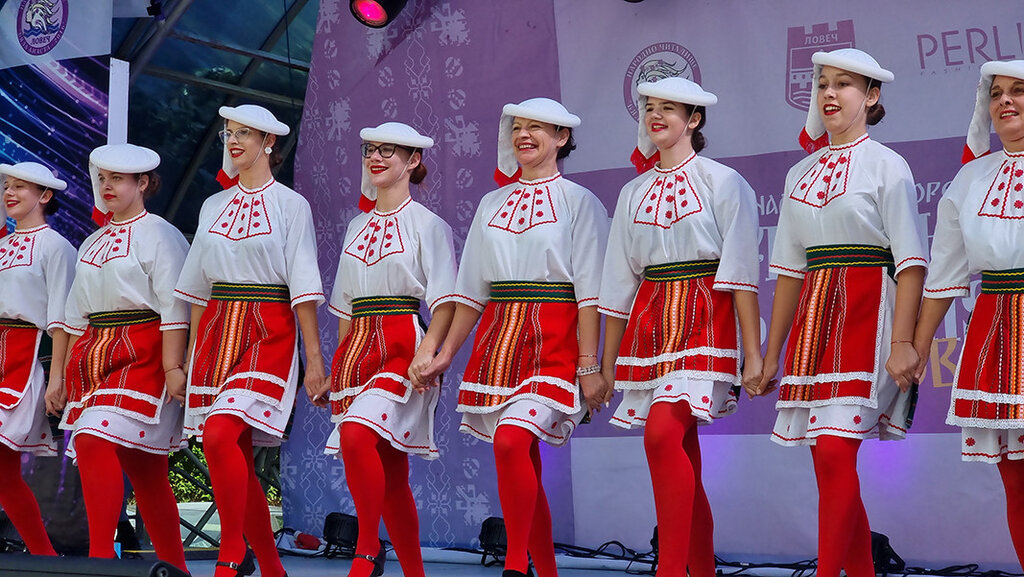 El festival “El ritmo de Bulgaria” reúne a los amantes del folclore búlgaro en Lovech