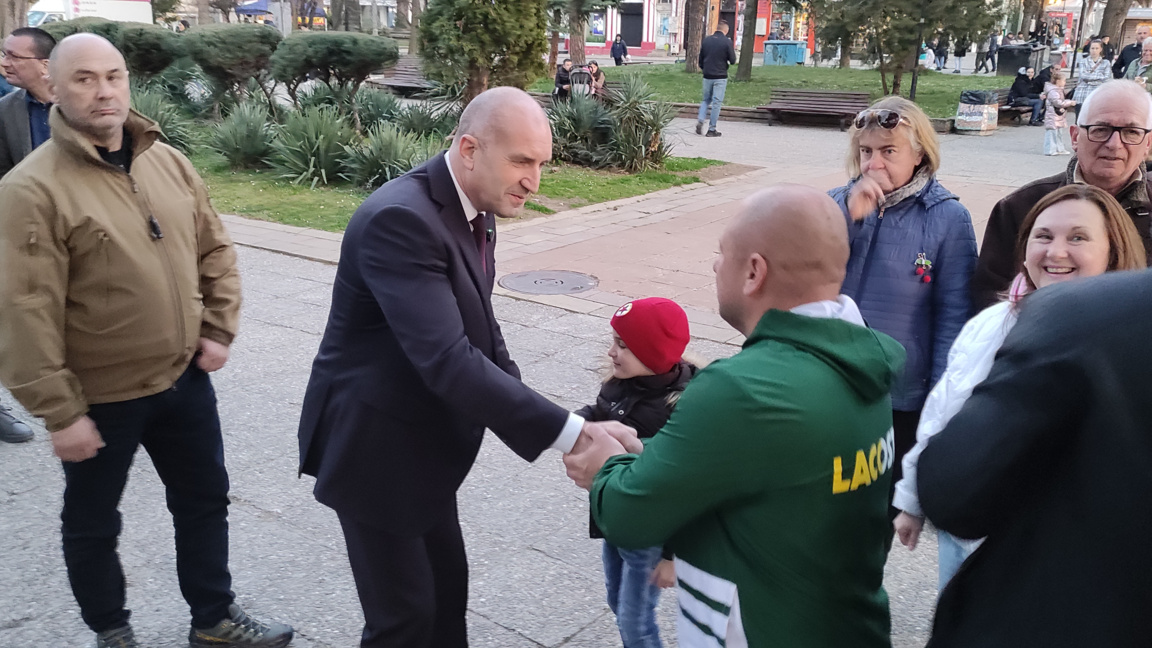 Радев: Благодаря на министър Трайков, че осъзна възможните ползи от "Боташ"