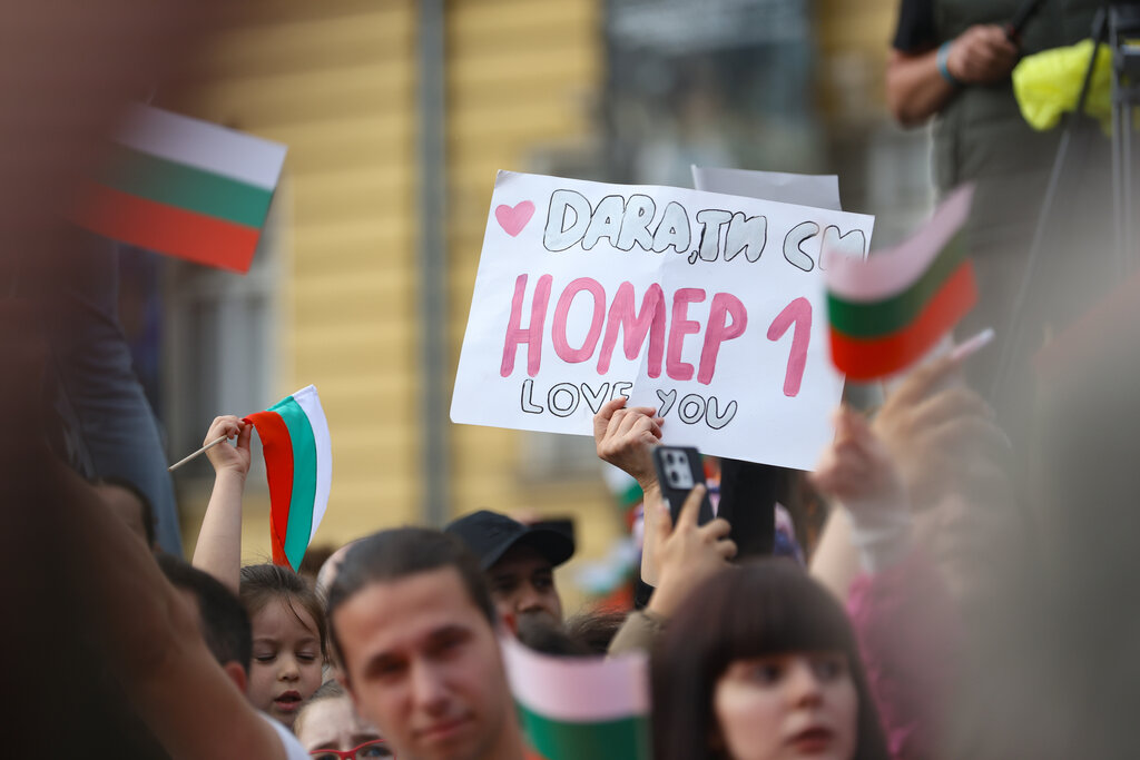 Дара: Крайно време е отворим вратата за световната сцена за българските артисти