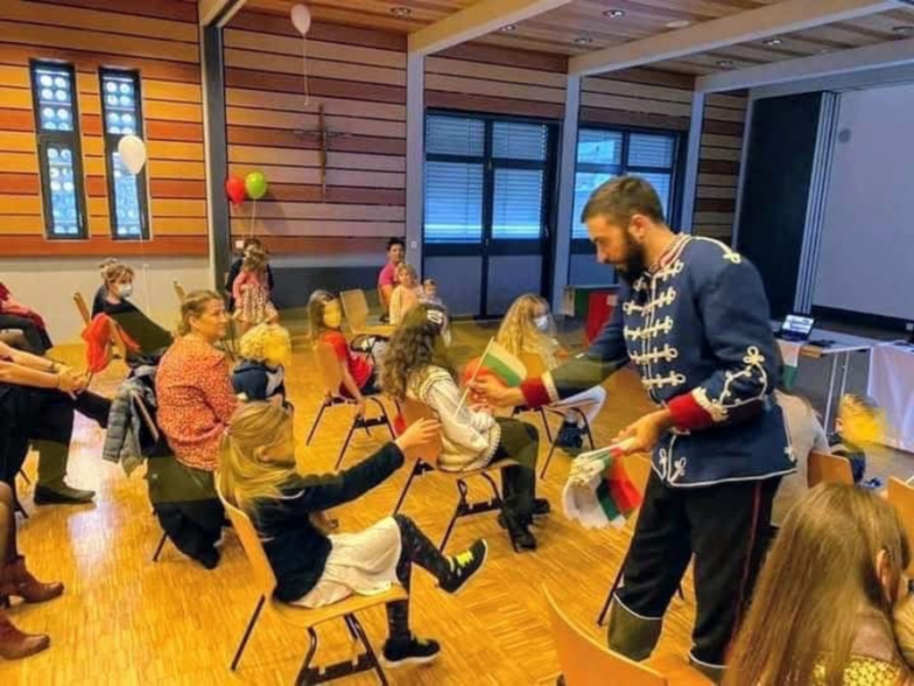 The Bulgarian-Swiss Association "Kanatitza" is building a small Bulgaria outside the homeland