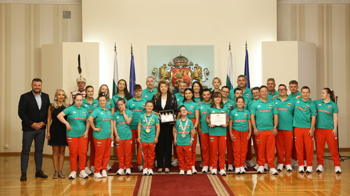Iliana Yotova distingue les champions bulgares du Mondial de trisomie 21
