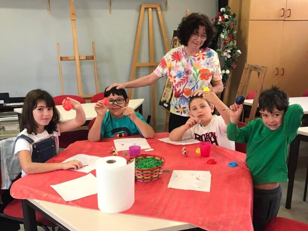 La Escuela Dominical Búlgara Santos hermanos Cirilo y Metodio en Atenas celebra su 20 aniversario
