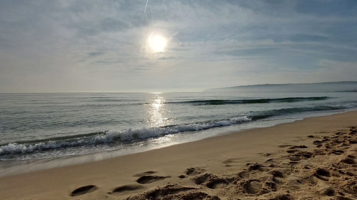 Море, зимна Варна, плажът през януари