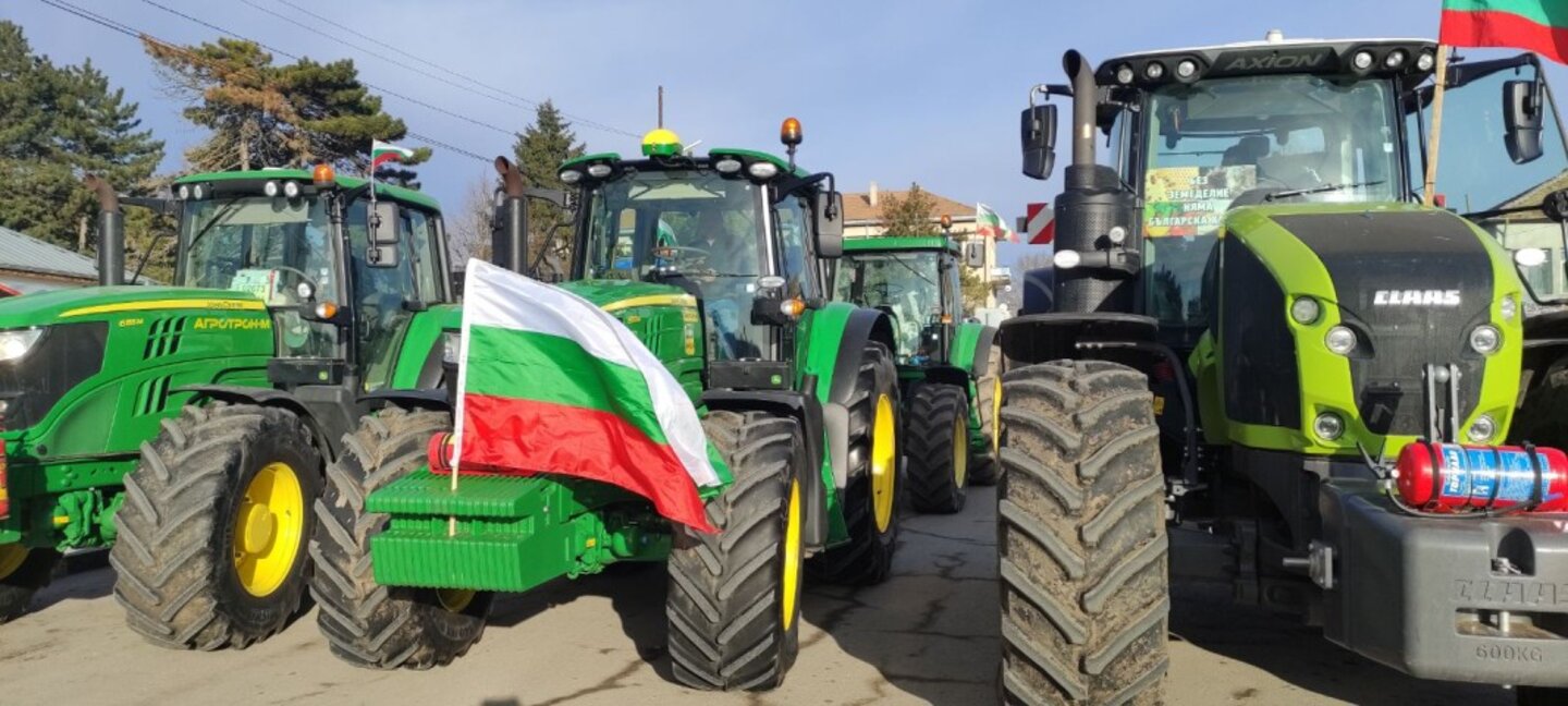 Пътни блокади и на зърнопроизводителите от област Добрич