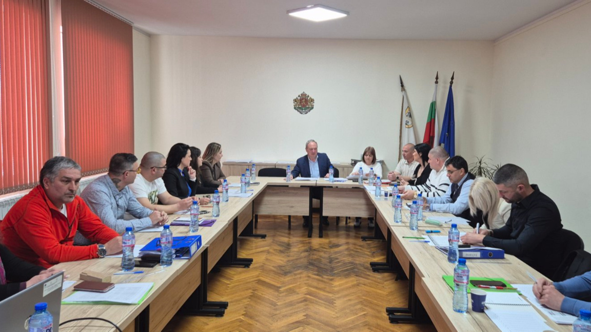 Ясни са съставите на СИК в Търговище...